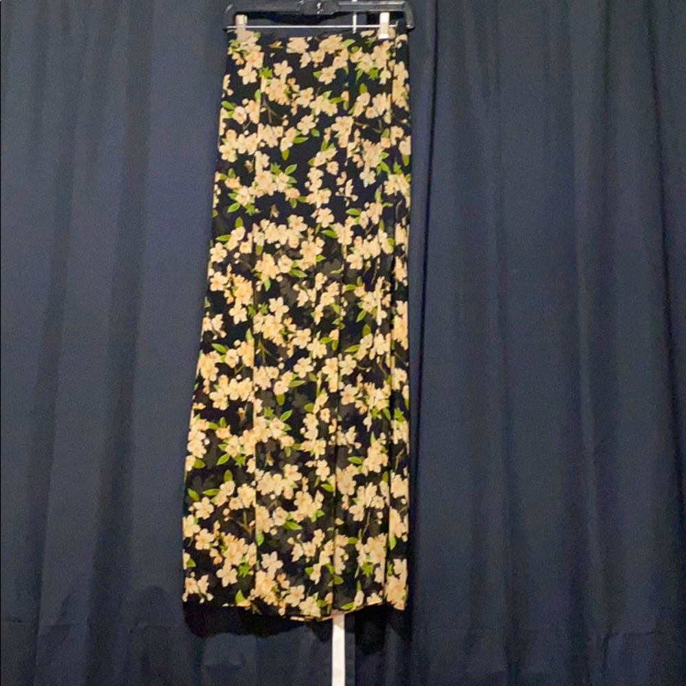 Maxi skirt